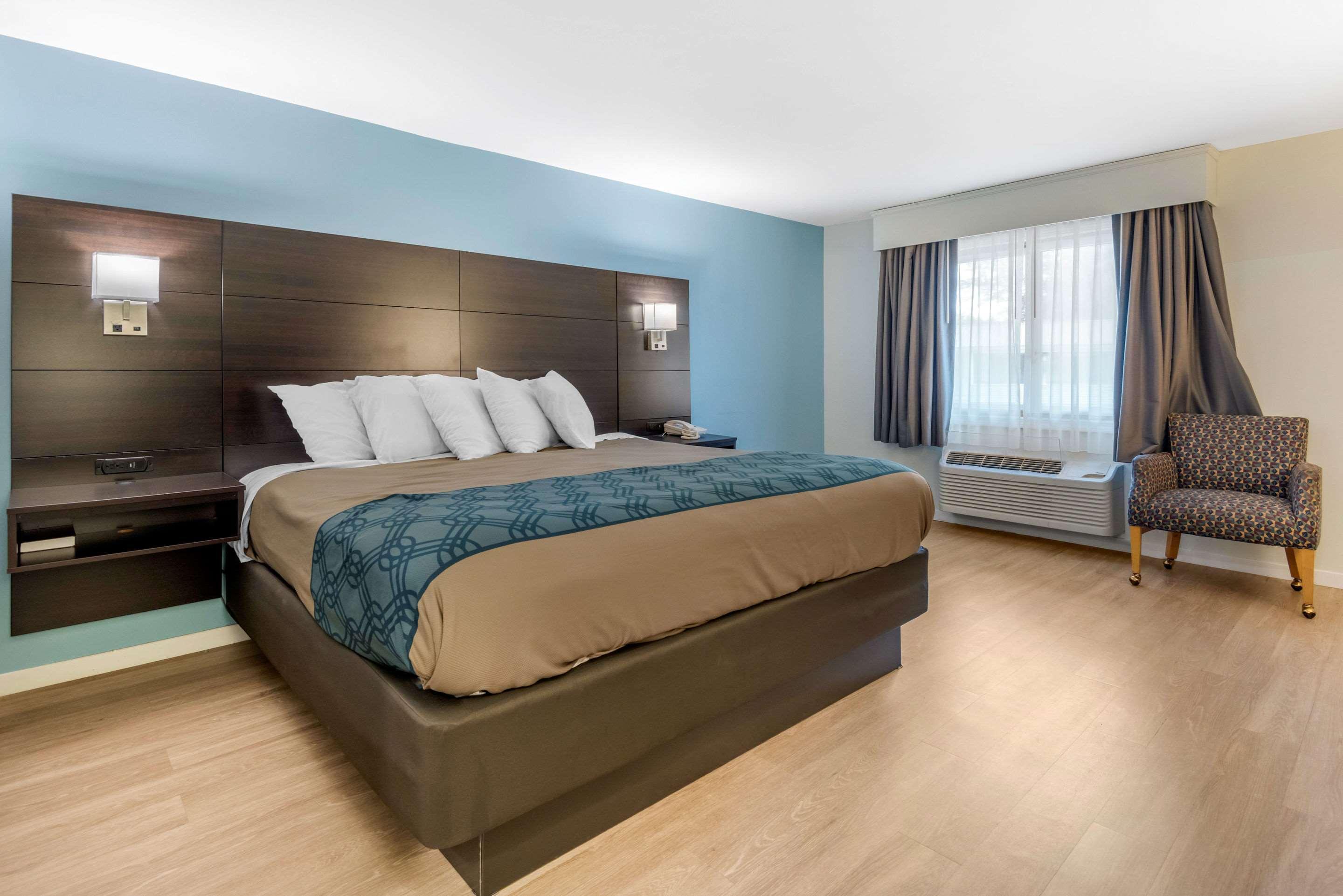 Quality Inn & Suites Линкълн Екстериор снимка